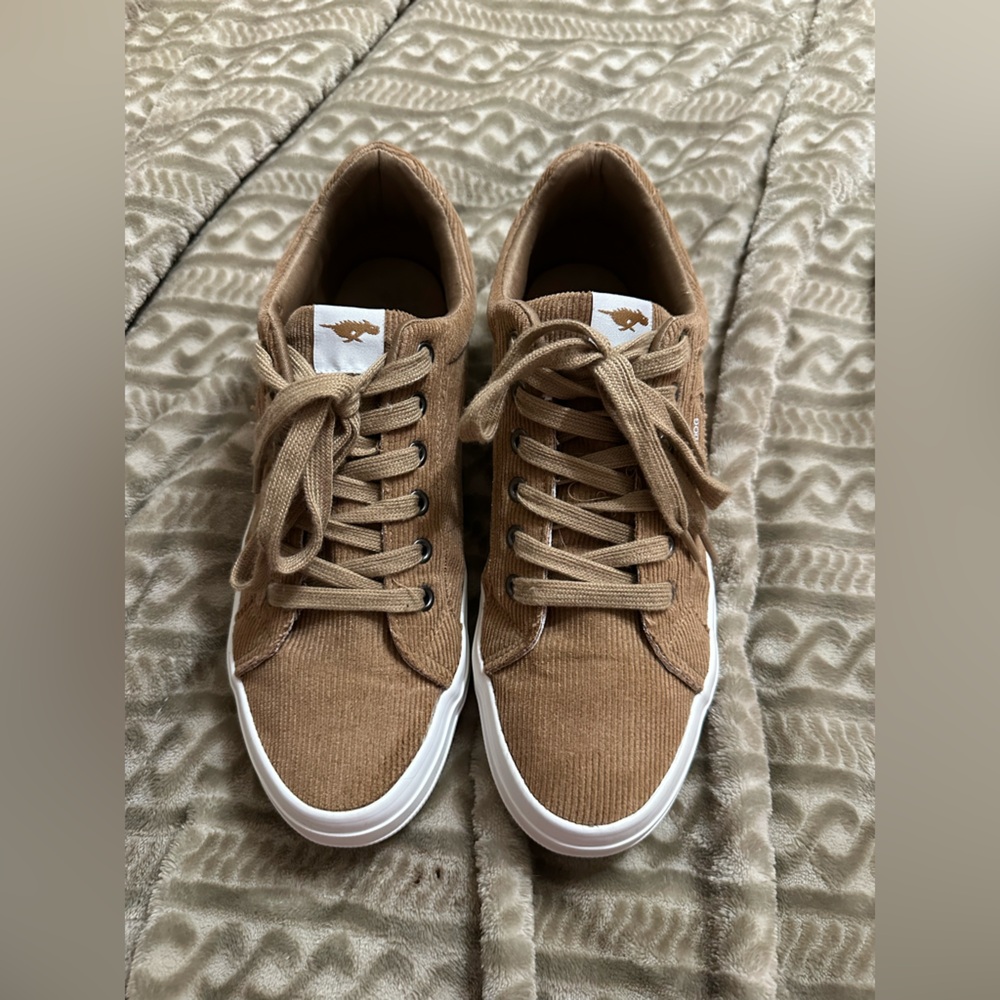 Corduroy Tan/Camel Sneakers